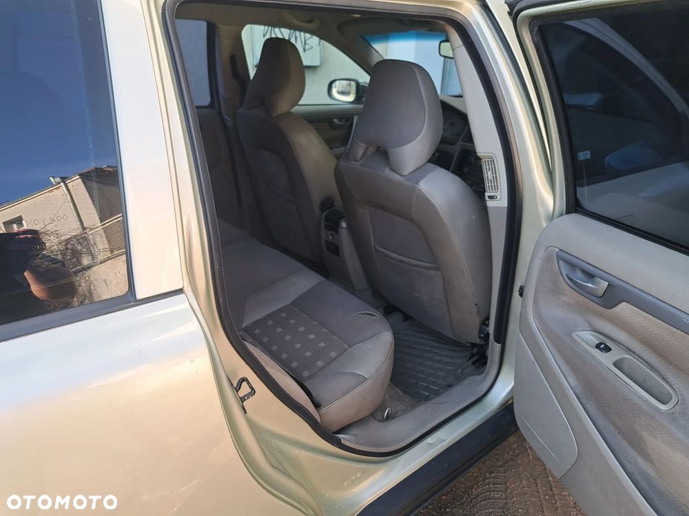 Volvo V70 2.4 Summum - 4