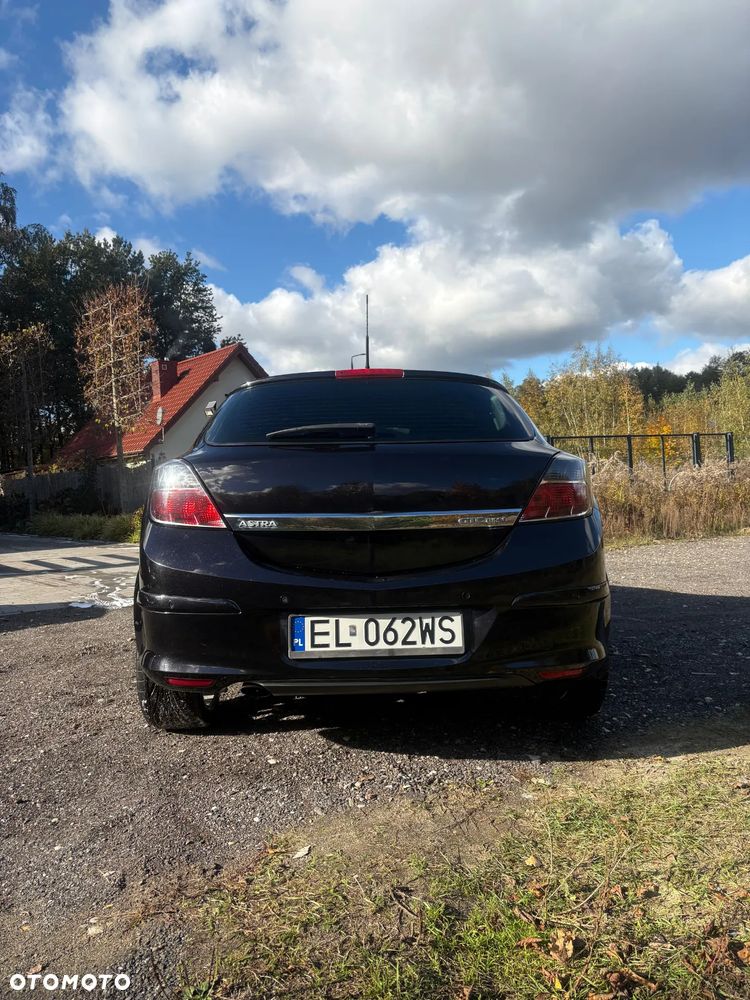 Opel Astra III GTC 1.6 T Cosmo - 5