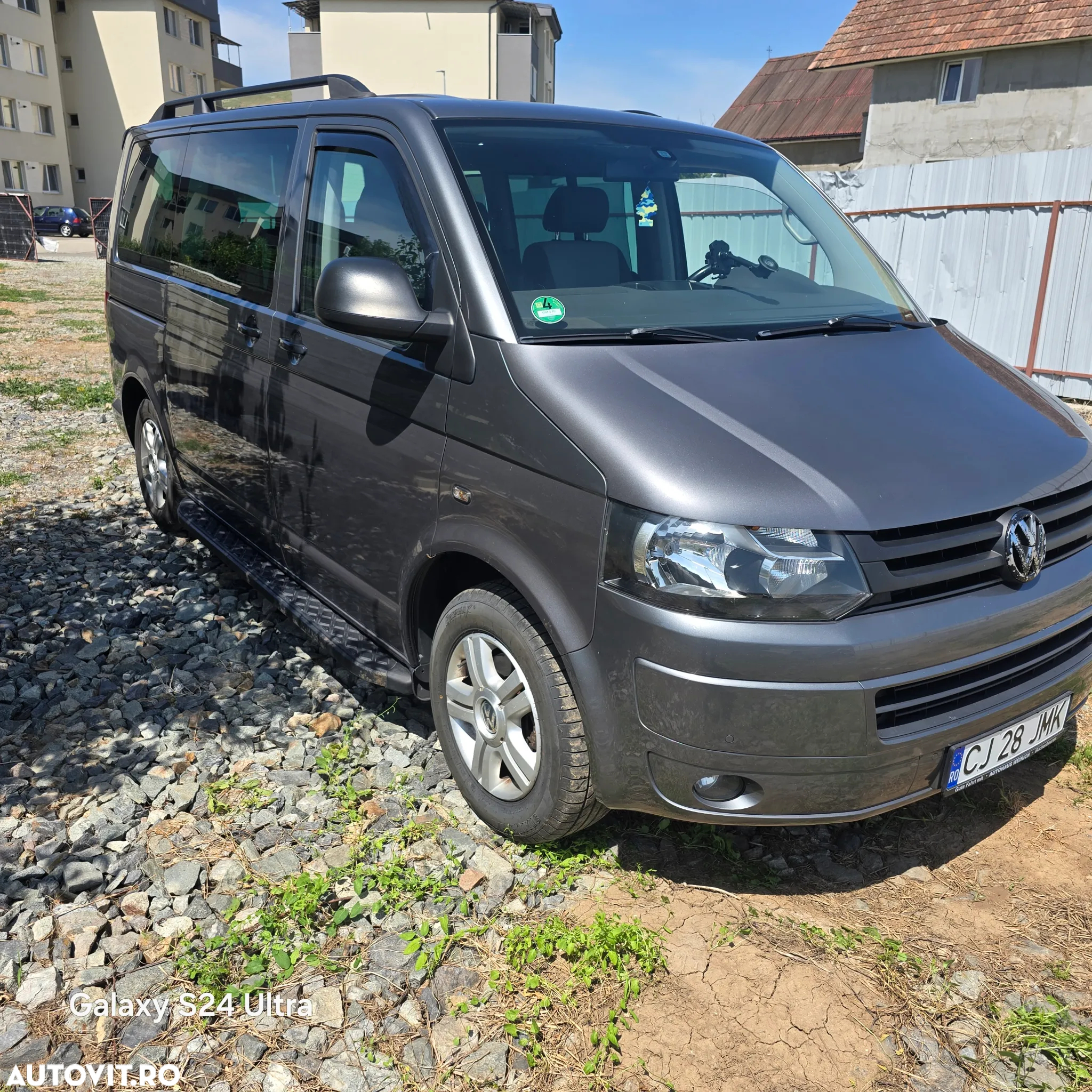 Volkswagen Multivan - 5