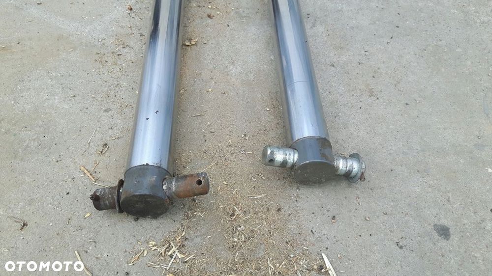 SIŁOWNIK DO HEDERU KOMBAJN ZBOŻOWY FENDT 6335C 15R - 2