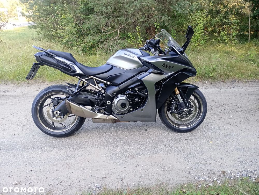 Suzuki GSX 1000 - 2