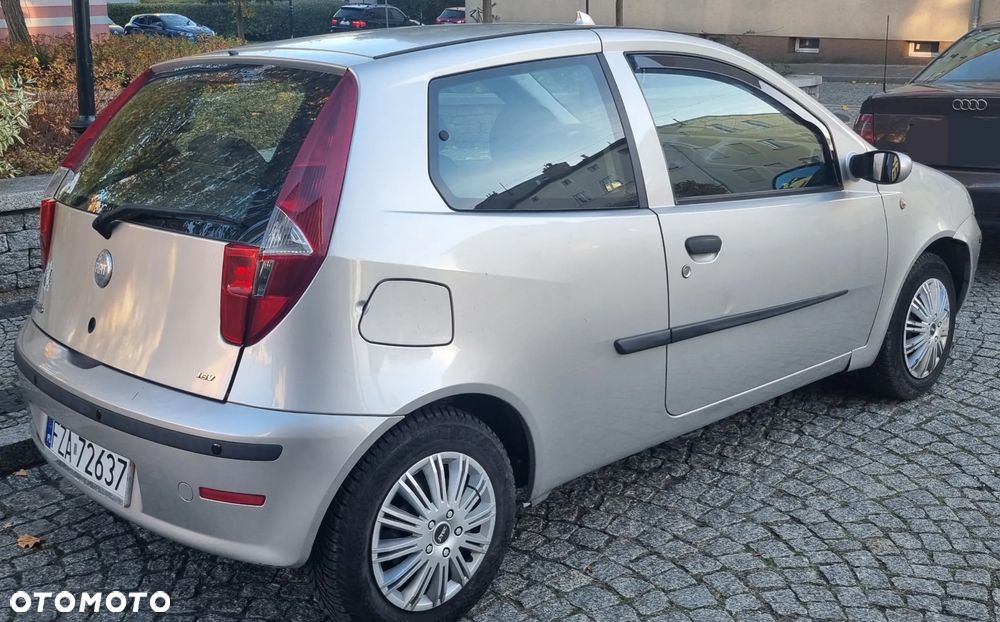 Fiat Punto 1.2 16V Automatik Dynamic - 4