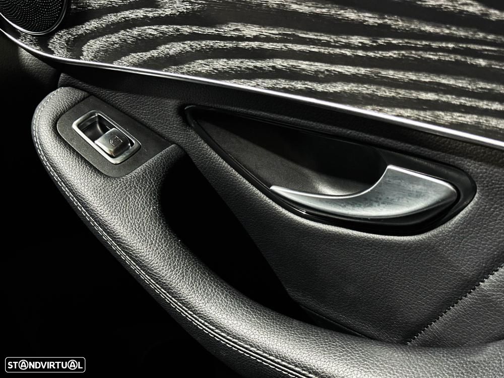 Mercedes-Benz GLC 300 e Coupe 4Matic 9G-TRONIC Edition AMG Line - 35