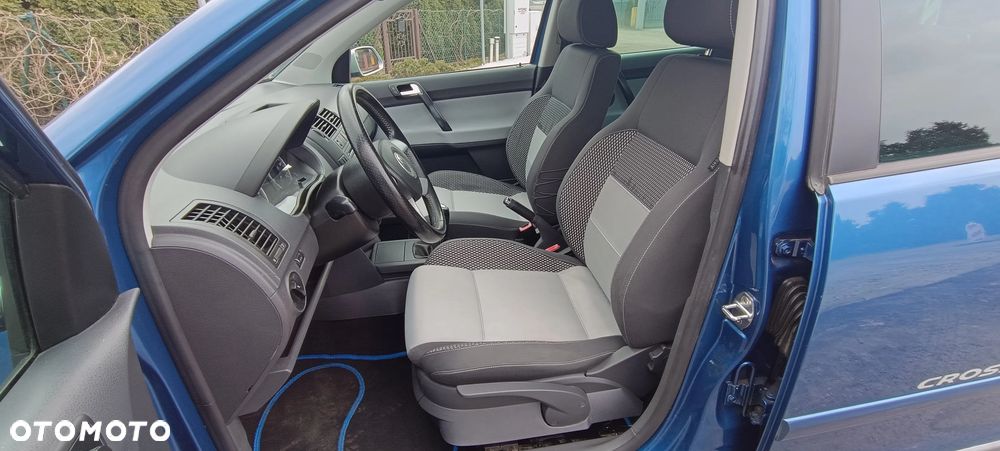 Volkswagen Polo Cross - 10