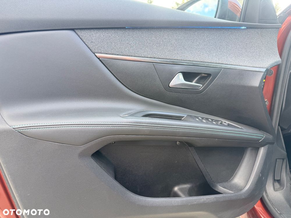 Peugeot 5008 BlueHDi 130 EAT8 Allure - 14