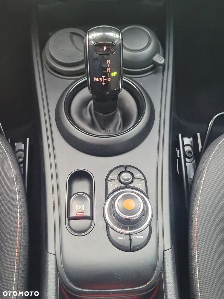 MINI Countryman One D - 7