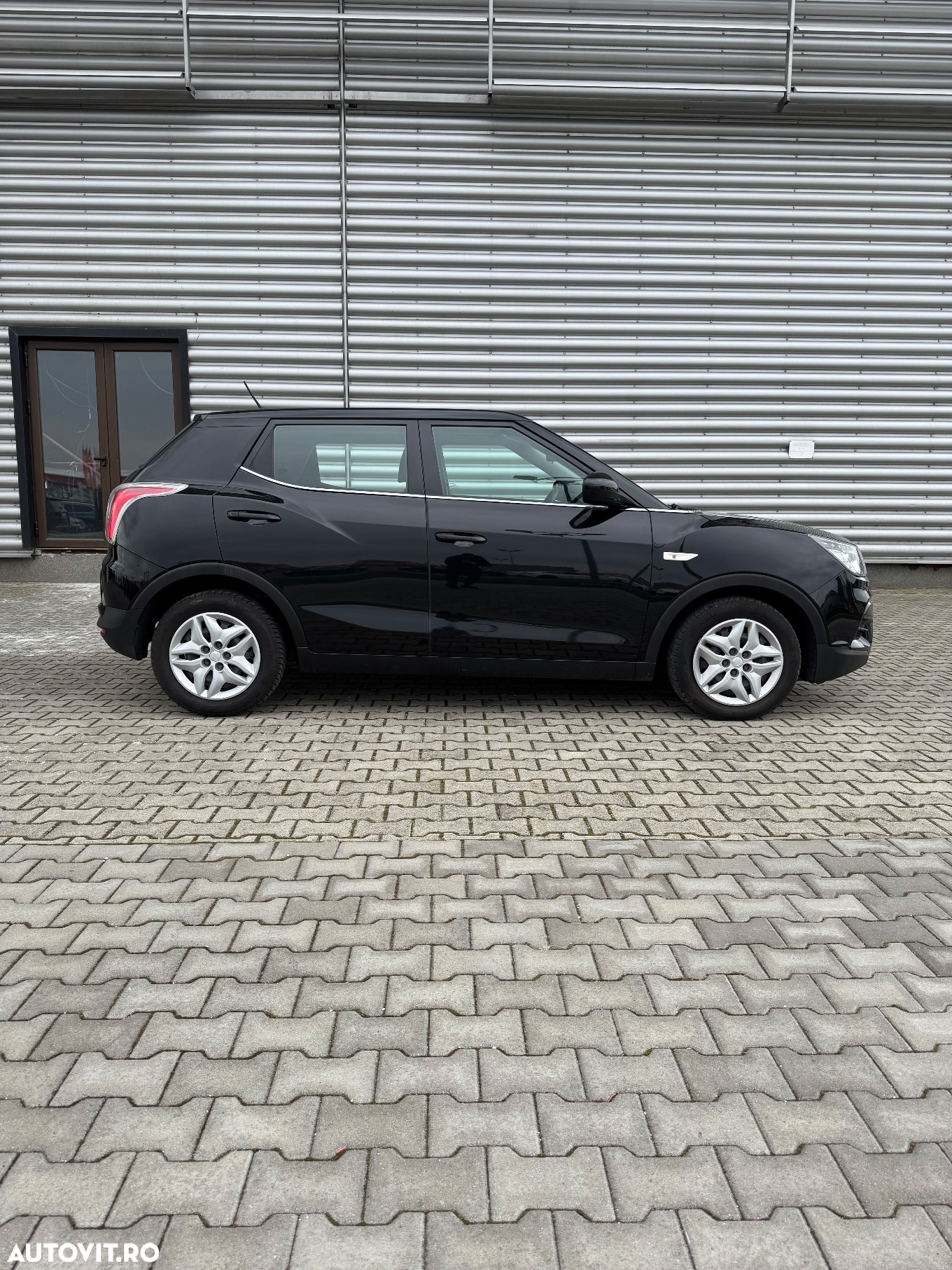 SsangYong Tivoli - 4