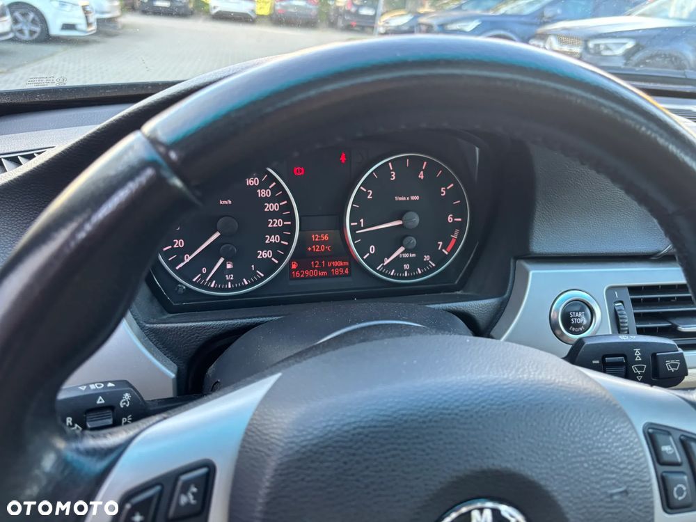 BMW Seria 3 320i - 22