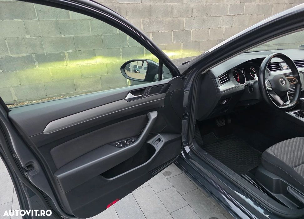 Volkswagen Passat 1.5 TSI OPF DSG Business - 3