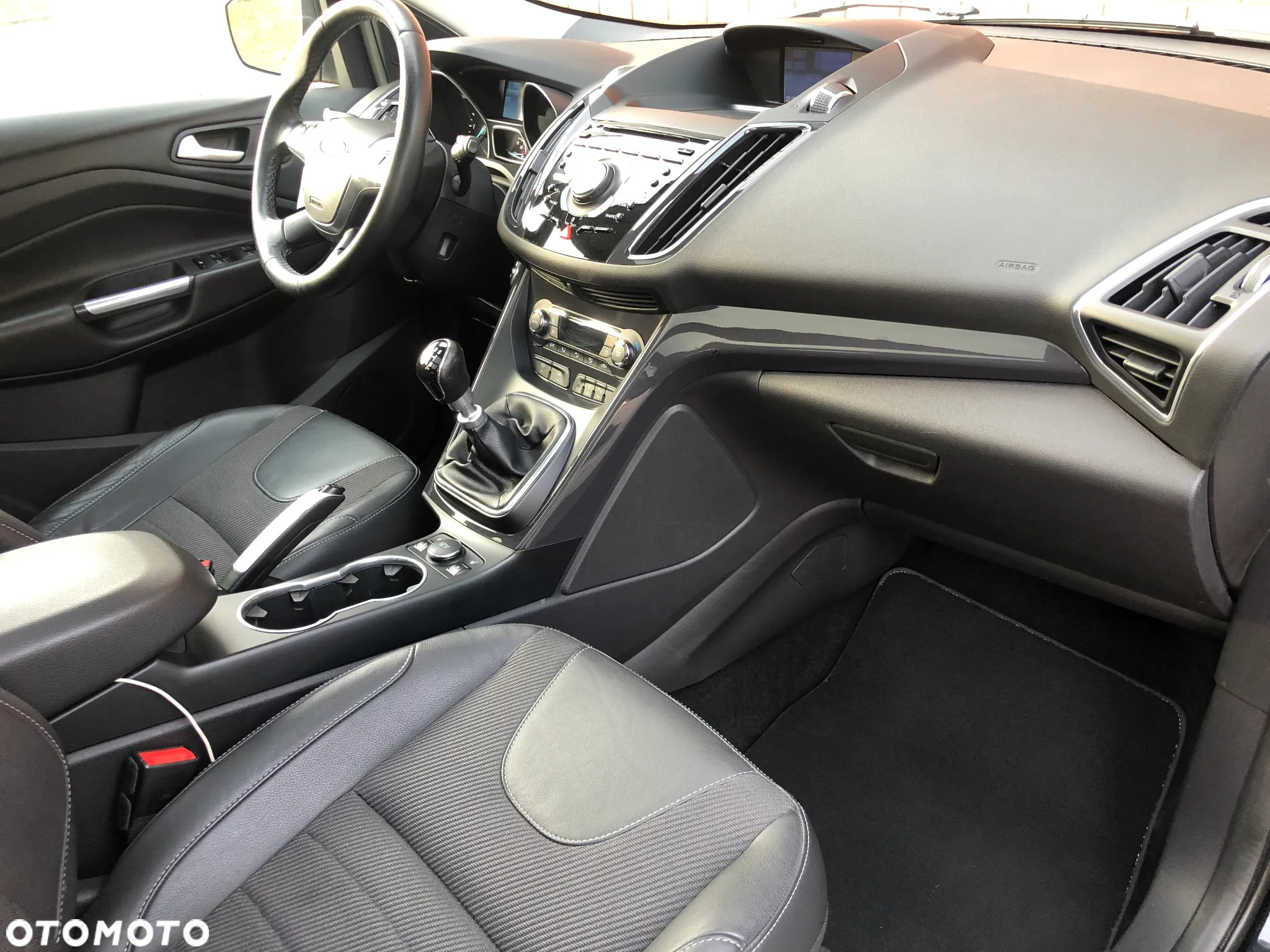 Ford Kuga 2.0 TDCi 4x4 Individual - 30