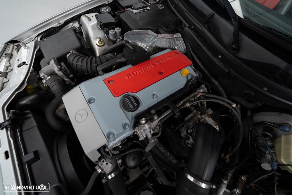 Mercedes-Benz SLK 200 Kompressor - 33