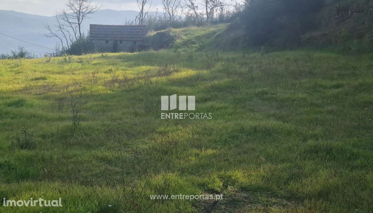 Venda de Terreno, Valadares Baião - Grande imagem: 2/31