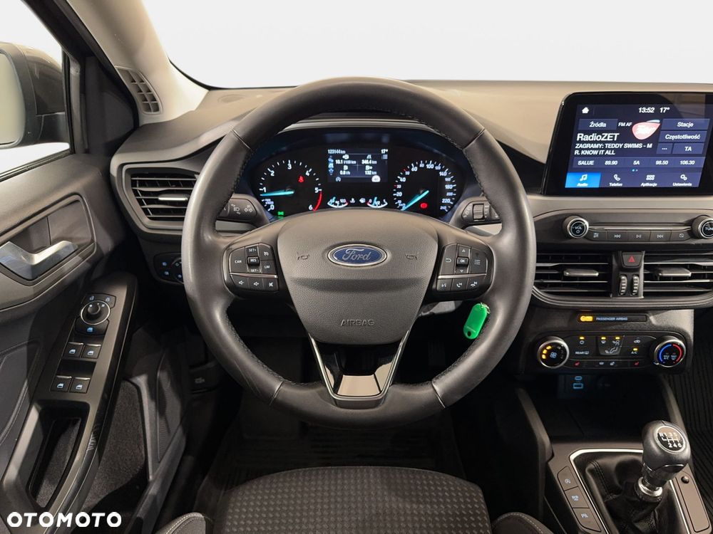 Ford Focus - 17