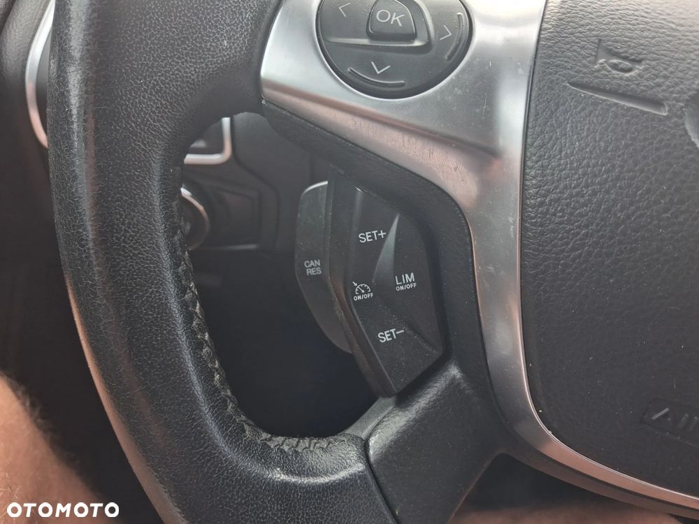 Ford Focus - 21