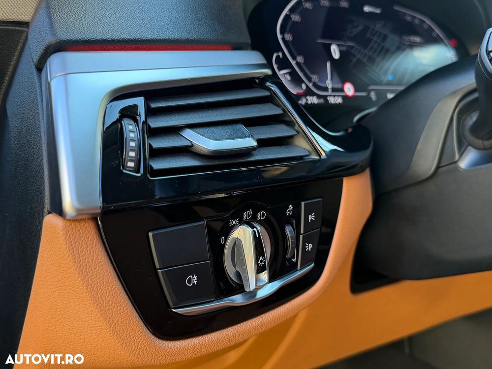BMW Seria 5 530e Aut. - 16