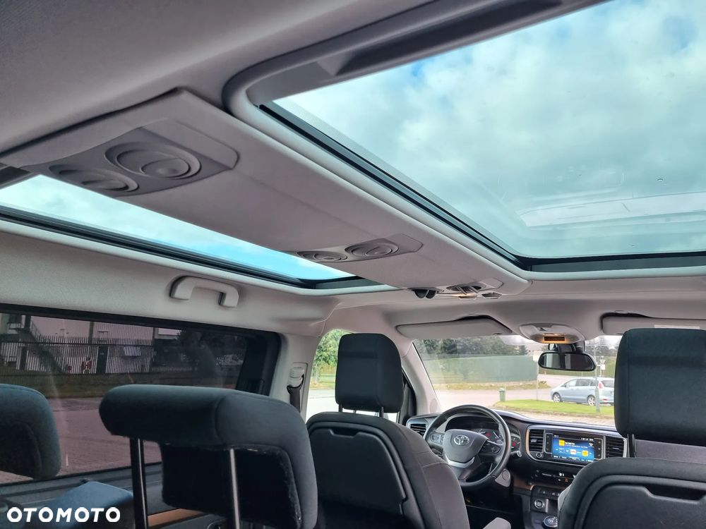 Toyota Proace Verso 2,0-l-D-4D L2 (8-Si.) Autm Family Comfort - 25