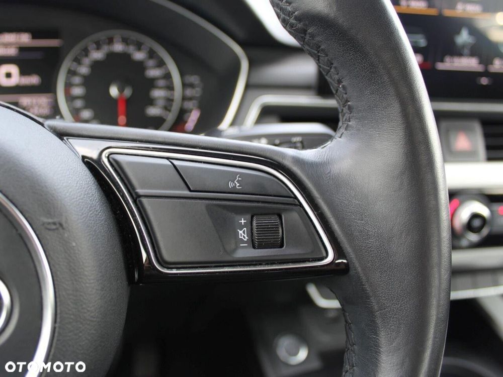 Audi A4 Limousine - 18
