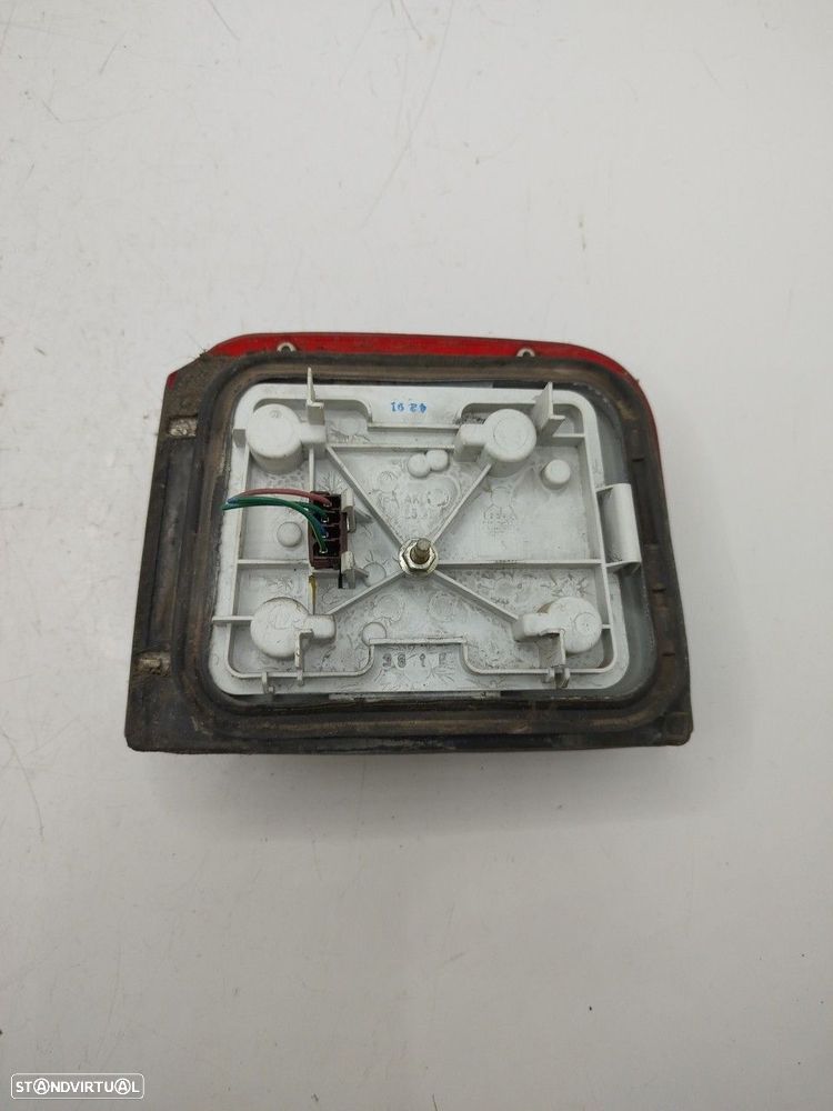 Farolim Stop Dto Peugeot 205 Ii (20A/C) - 4