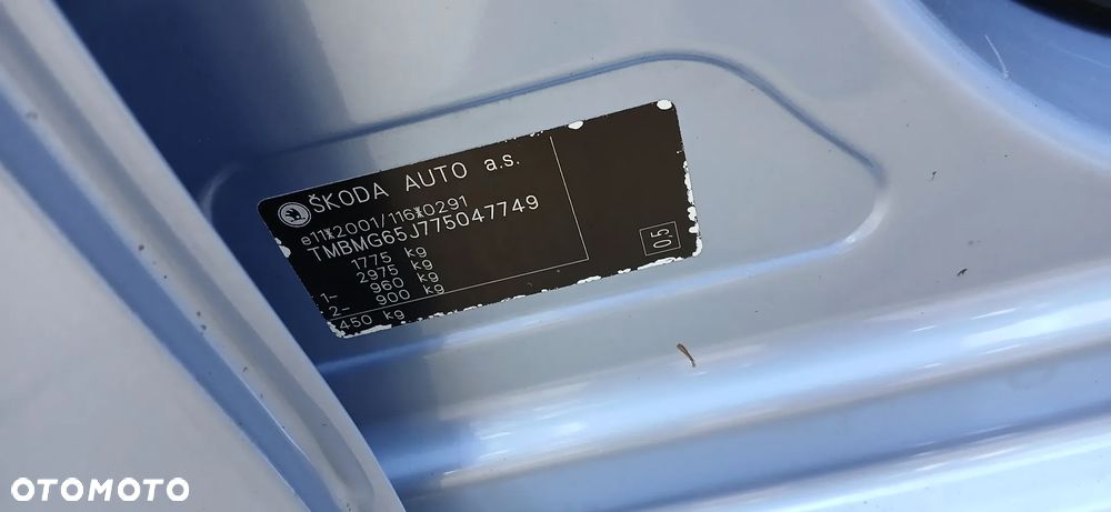 Skoda Roomster 1.9 TDI Comfort PLUS EDITION - 24