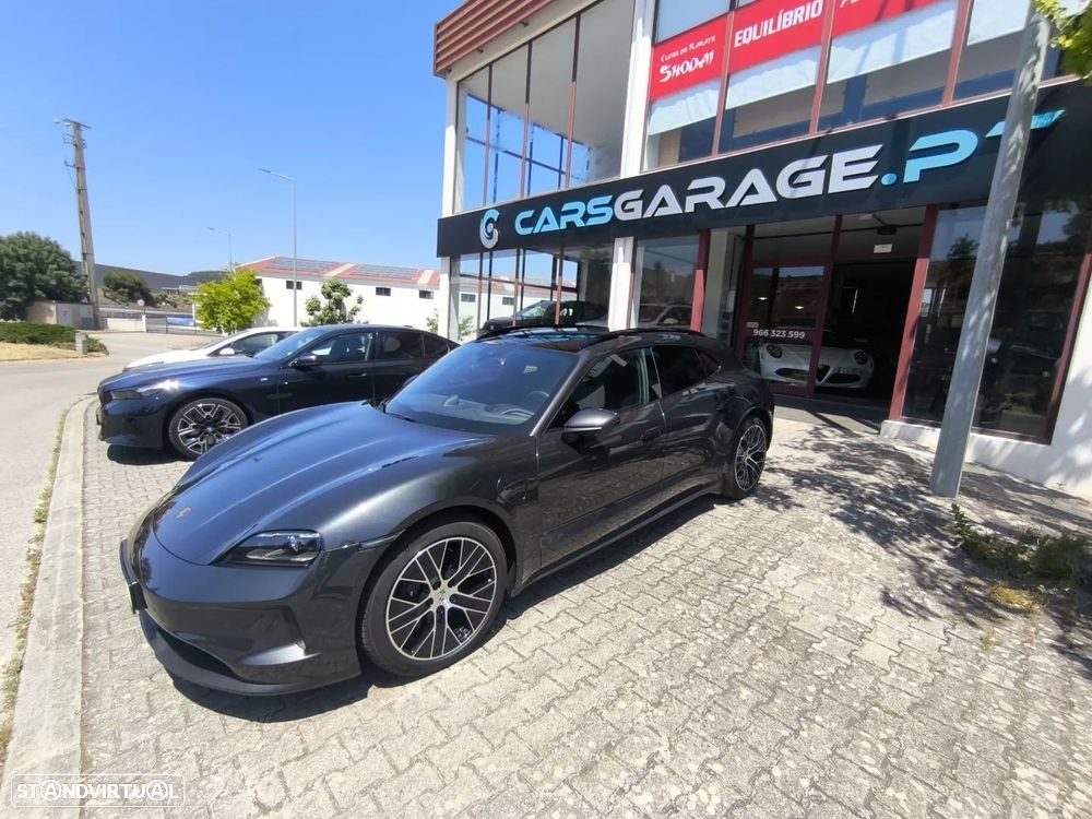 Porsche Taycan Sport Turismo Black Edition - 2
