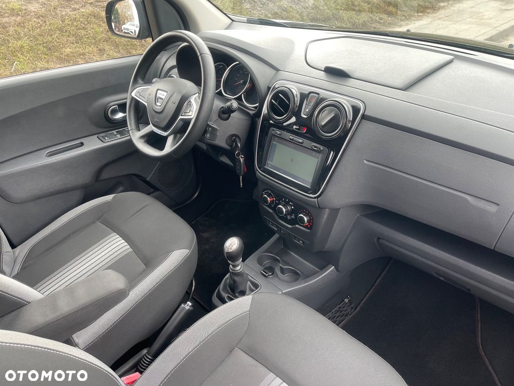 Dacia Lodgy dCi 110 Stepway - 19