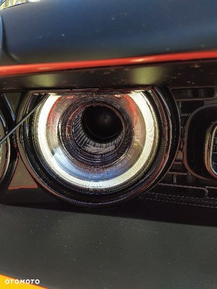 Dodge Challenger - 14