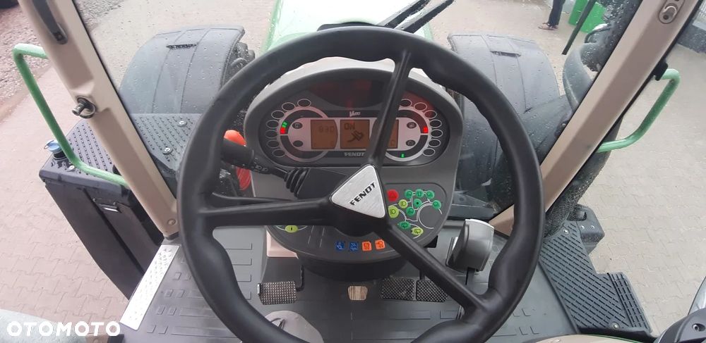 Fendt 718 Vario - 17