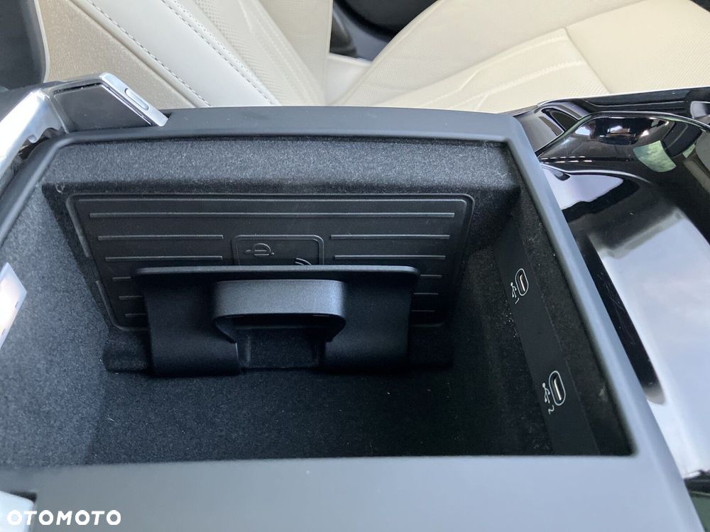 Audi A8 - 33