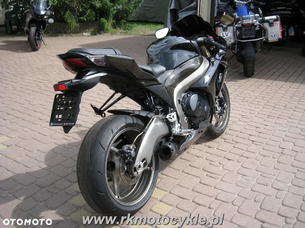 Suzuki GSX-R - 3