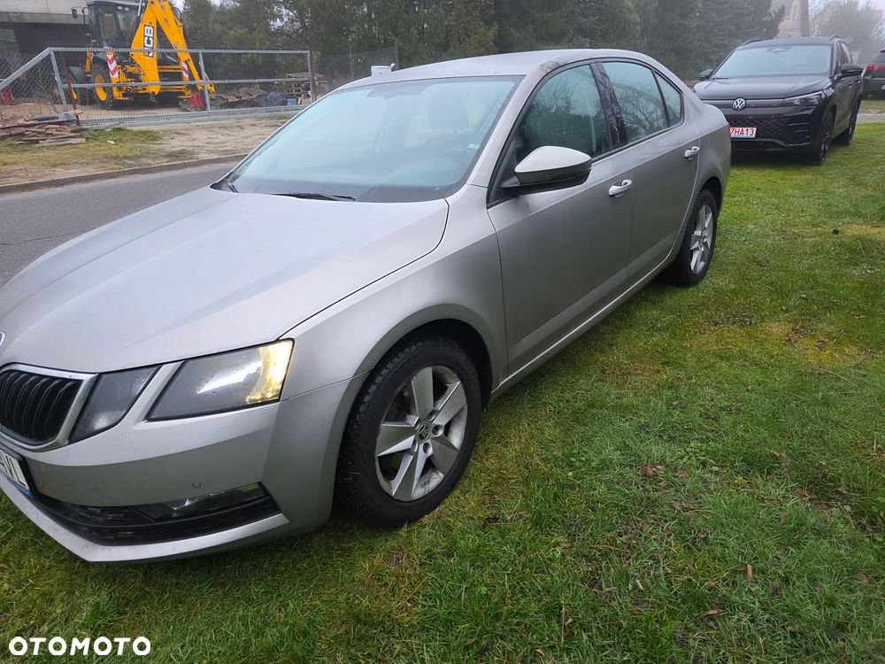 Skoda Octavia 1.6 TDI Ambition - 1