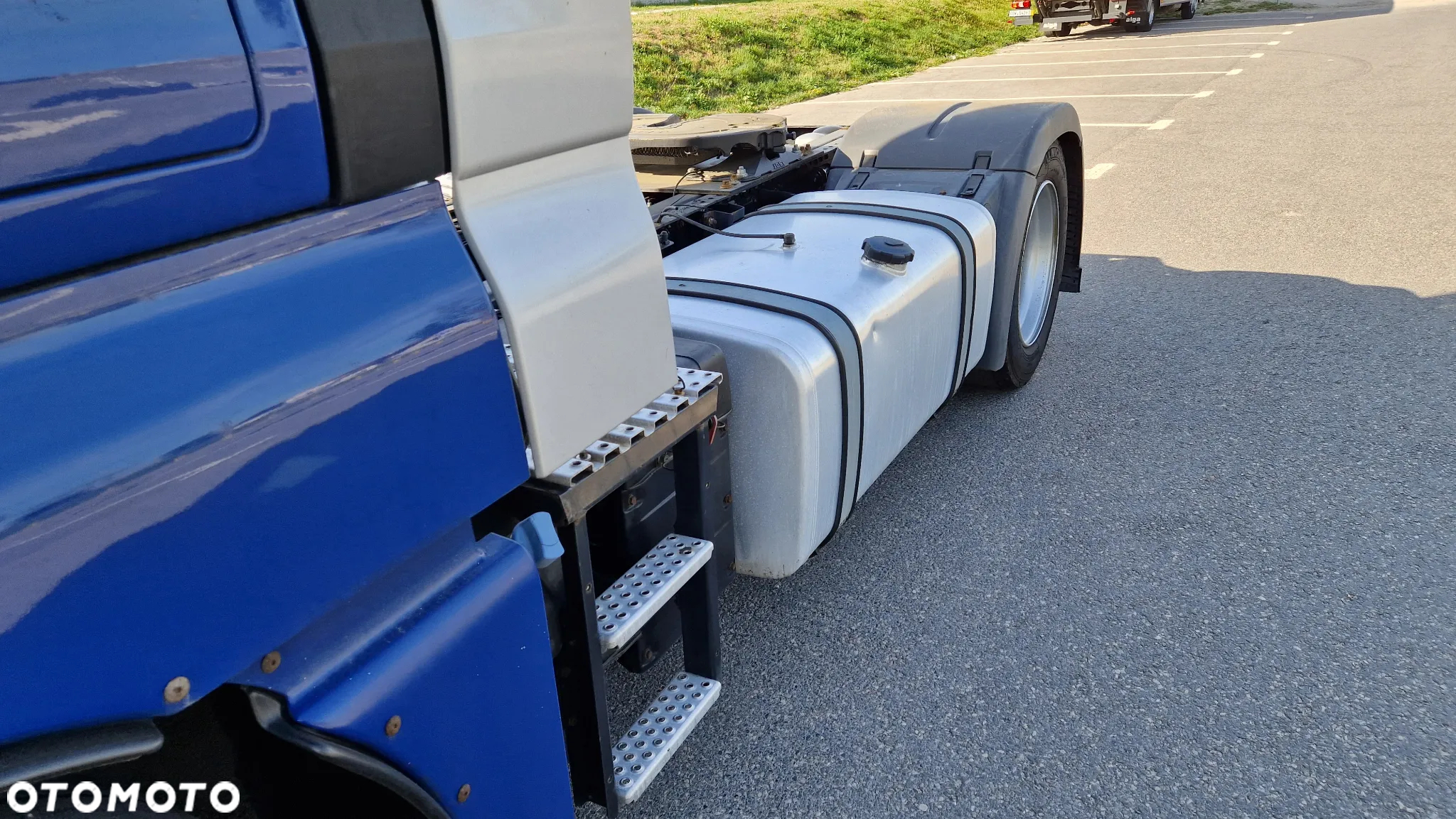 MAN TGX 460 Lift  Lowdeck z Niemiec  dwa zbiorniki - 16