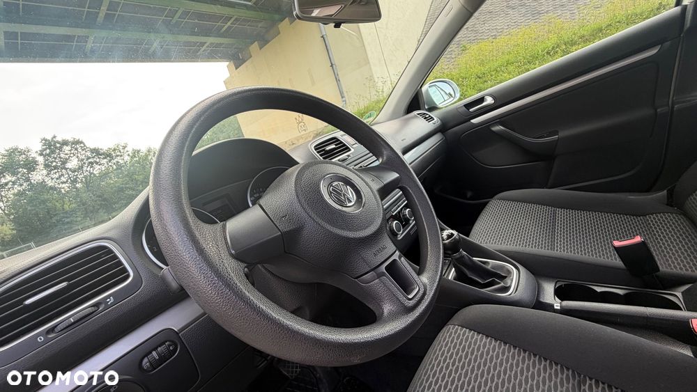 Volkswagen Golf 1.6 TDI DPF Team - 18