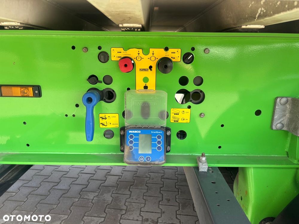 Schmitz Cargobull SCB 3 - 8