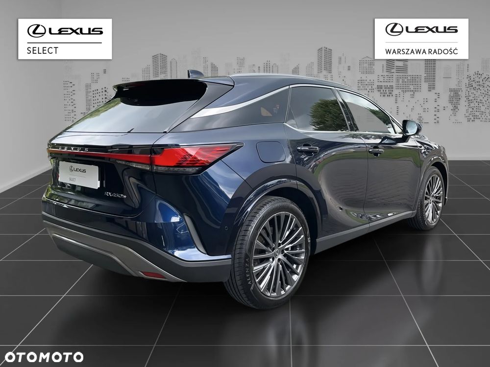 Lexus RX 450h+ Omotenashi - 3
