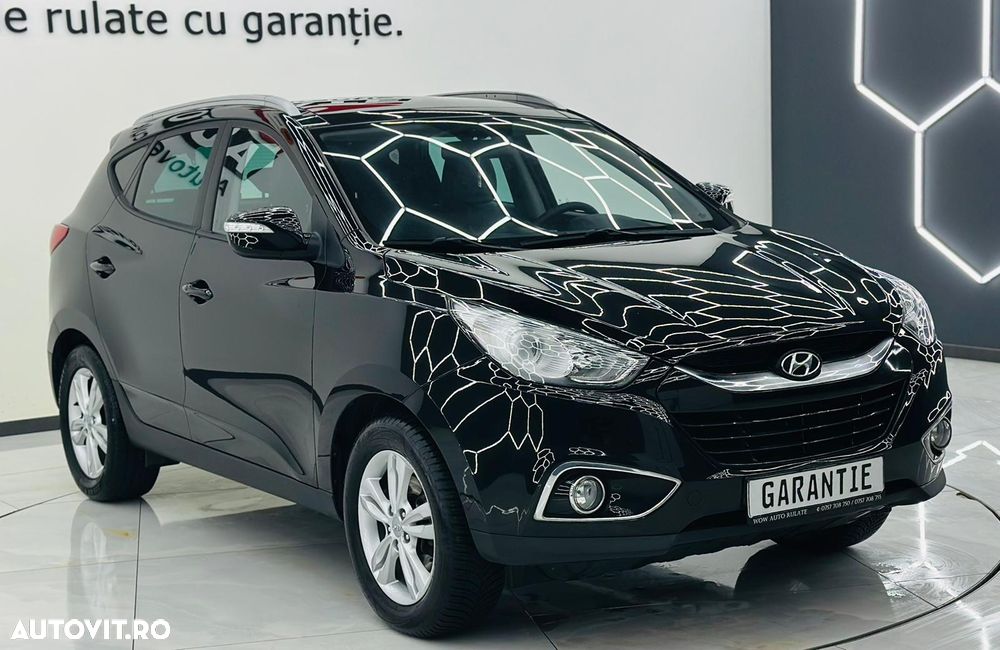 Hyundai ix35 1.7 CRDI 2WD blue Finale Gold - 2