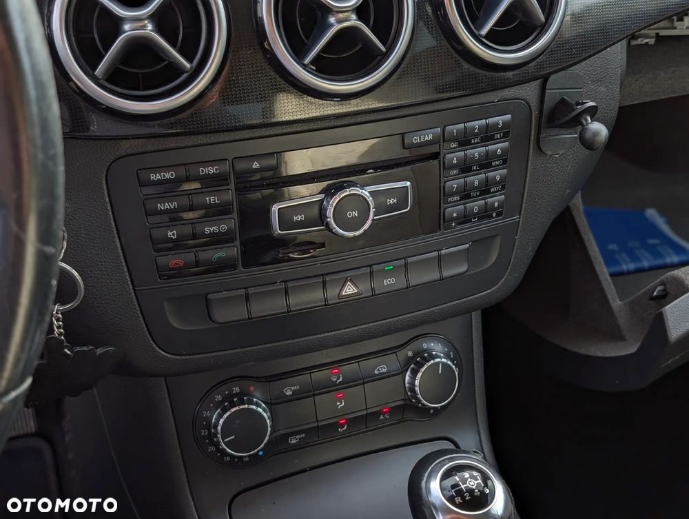 Mercedes-Benz Klasa B 200 CDI (BlueEFFICIENCY) - 29