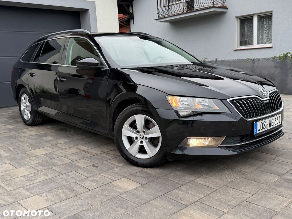 Skoda Superb 2.0 TDI Ambition DSG - 9