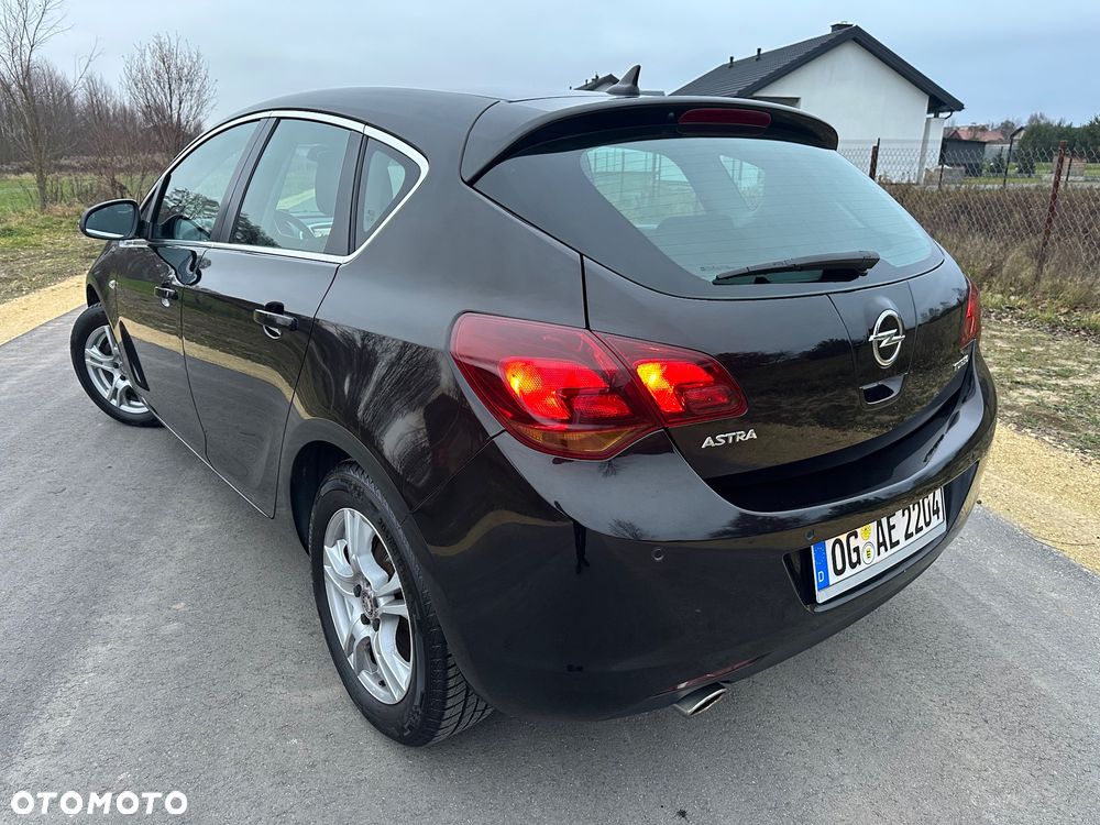 Opel Astra 1.4 T Cosmo - 6