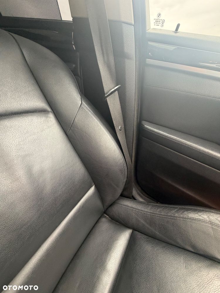BMW Seria 5 535i Sport-Aut - 19