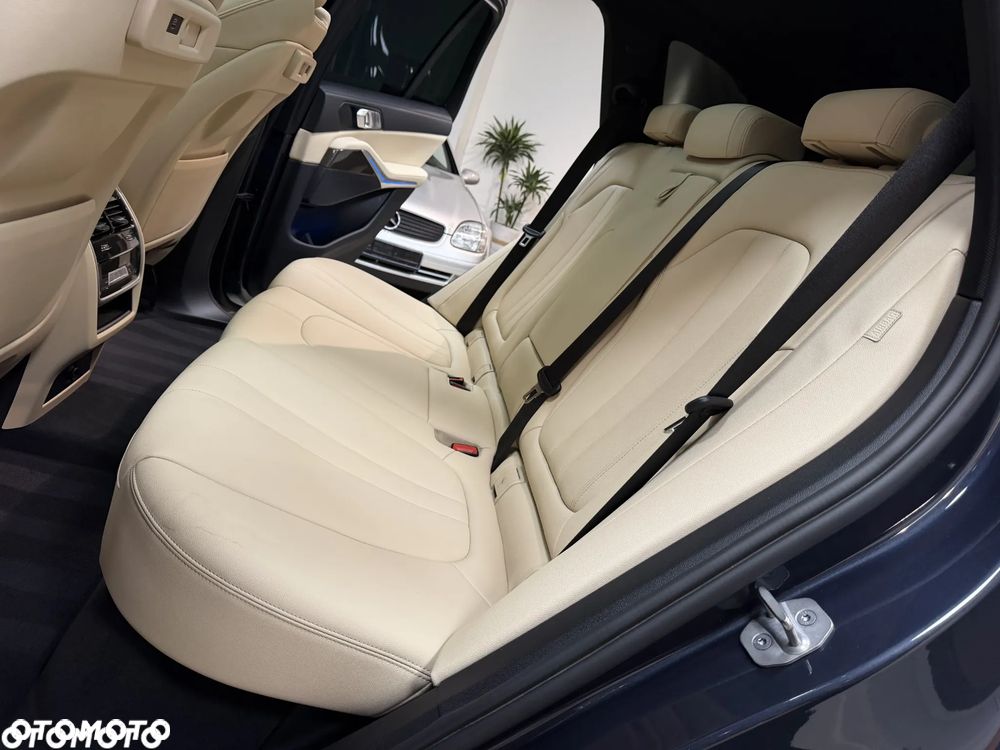 BMW X5 xDrive45e xLine - 27