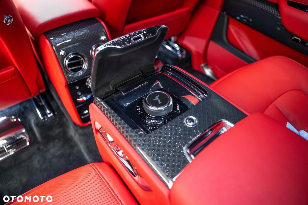 Rolls-Royce Cullinan Series II Black Badge - 14