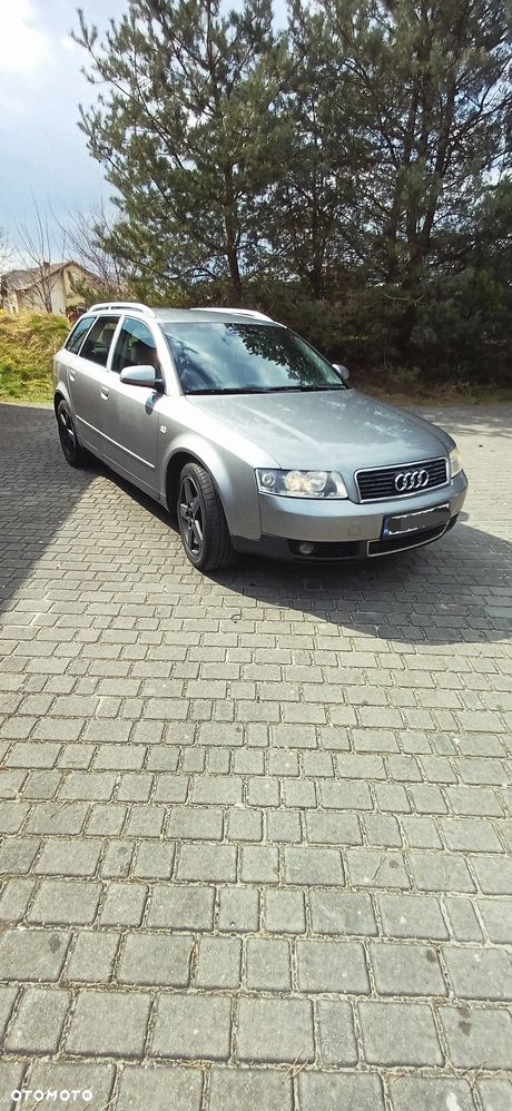 Audi A4 Avant - 1