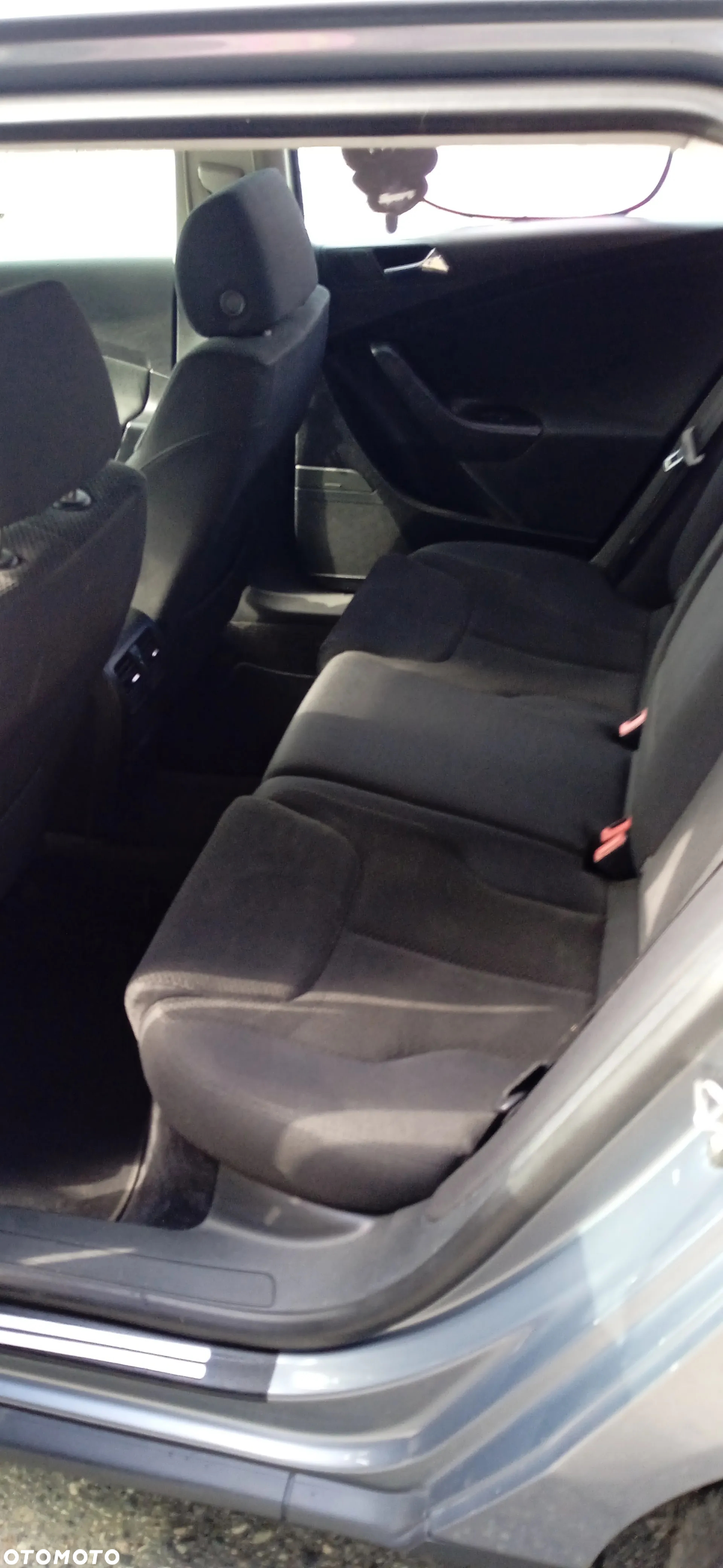 Volkswagen Passat 2.0 TDI Comfortline DSG - 8