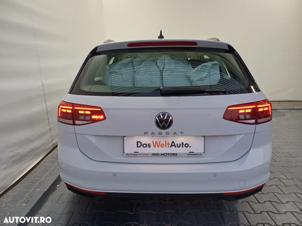 Volkswagen Passat Variant 2.0 TDI DSG Comfortline - 36