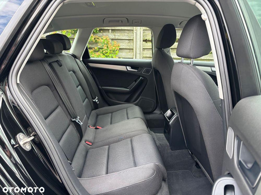 Audi A4 Avant 2.0 TDI DPF multitronic Ambiente - 27