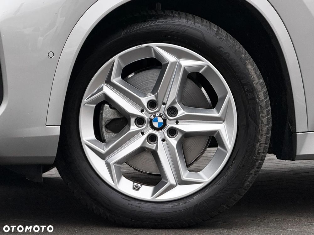 BMW X1 xDrive23d M Sportpaket - 13
