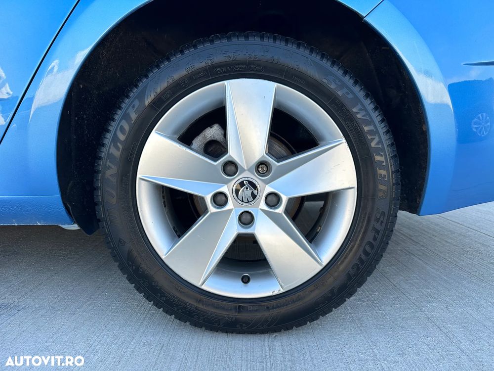 Skoda Octavia 2.0 TDI DSG Style - 36