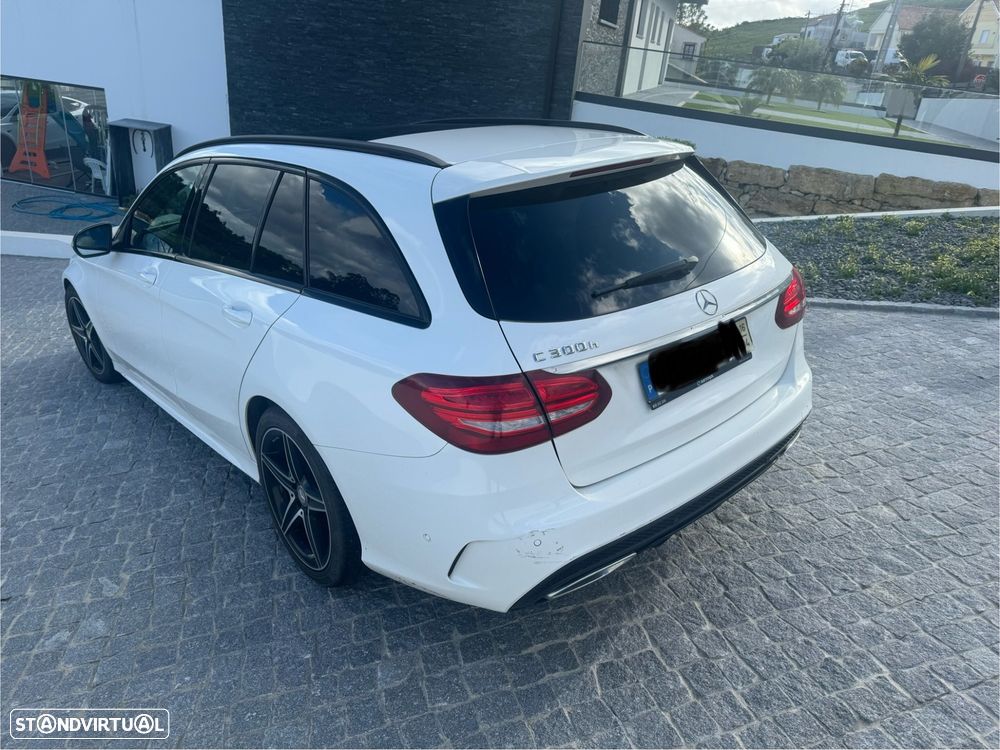 Mercedes-Benz C 300 h AMG Line - 5
