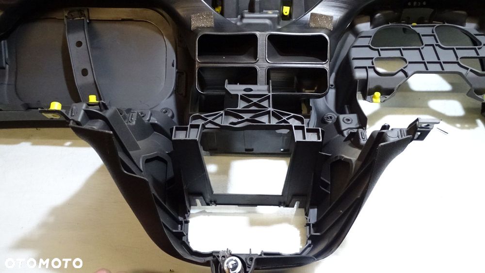 DESKA ROZDZIELCZA OPEL CORSA D 1.2 - 8