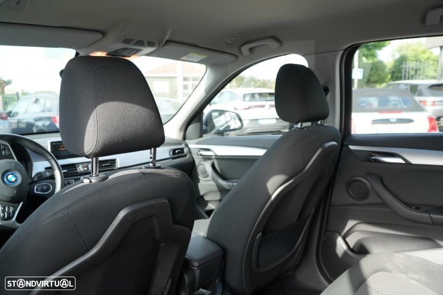 BMW X1 25 e xDrive xLine - 12